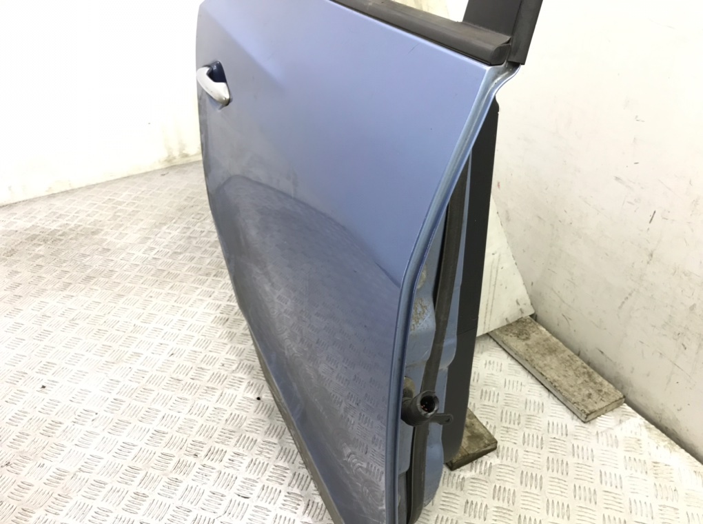 Дверь задняя правая бу для Hyundai ix35  1.7 CRDi,  2012 г.