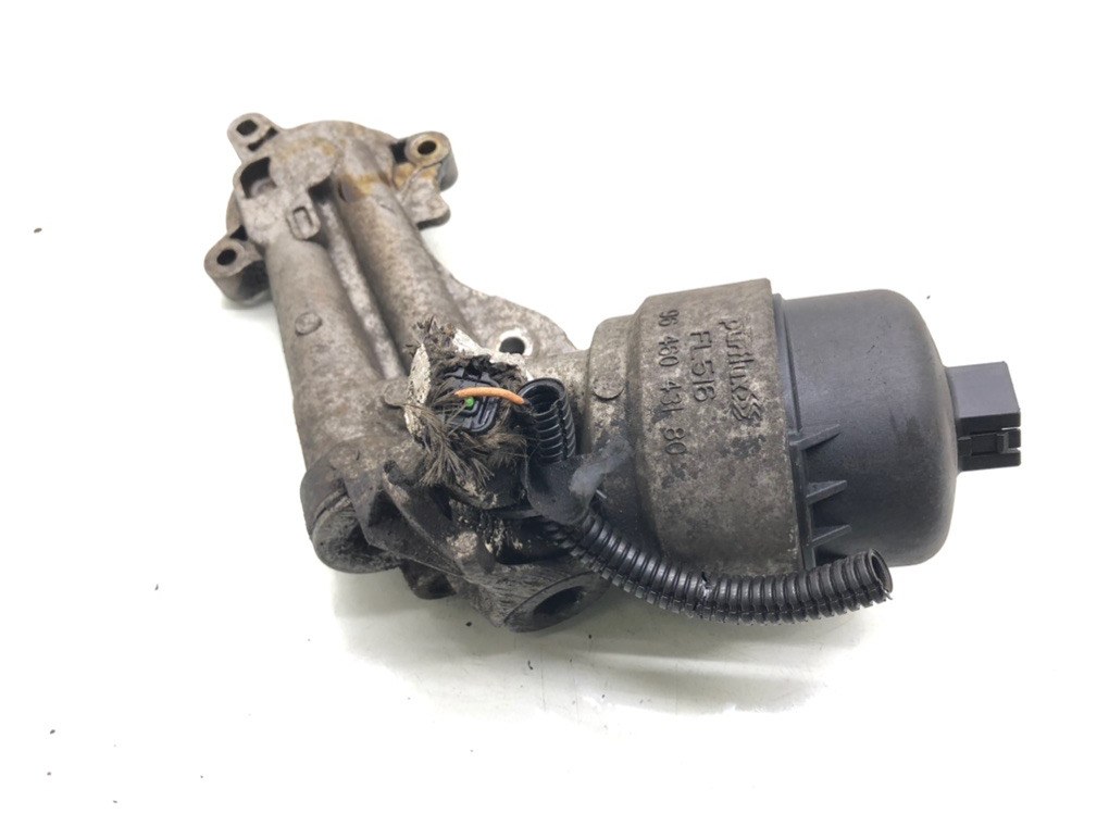 Корпус масляного фильтра бу для Citroen C3  1.4 i,  2005 г.