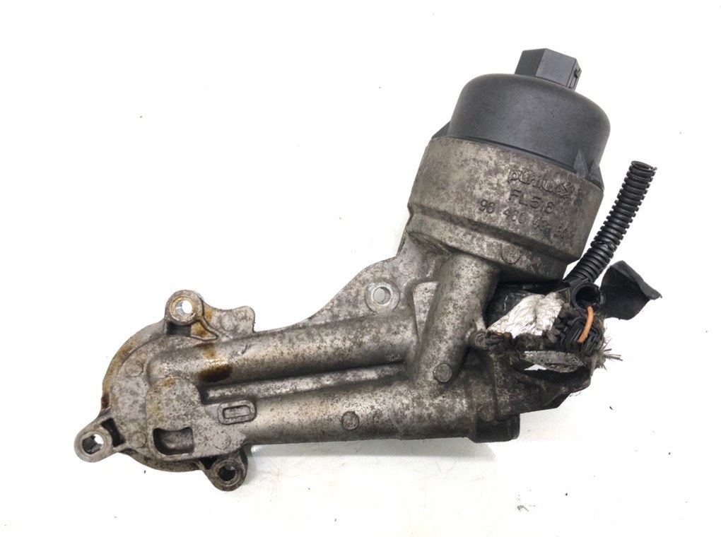 Корпус масляного фильтра бу для Citroen C3  1.4 i,  2005 г.