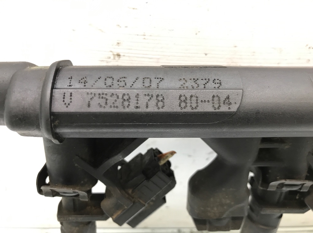 Топливная рампа бу для Mini One R56 1.4 i,  2007 г.