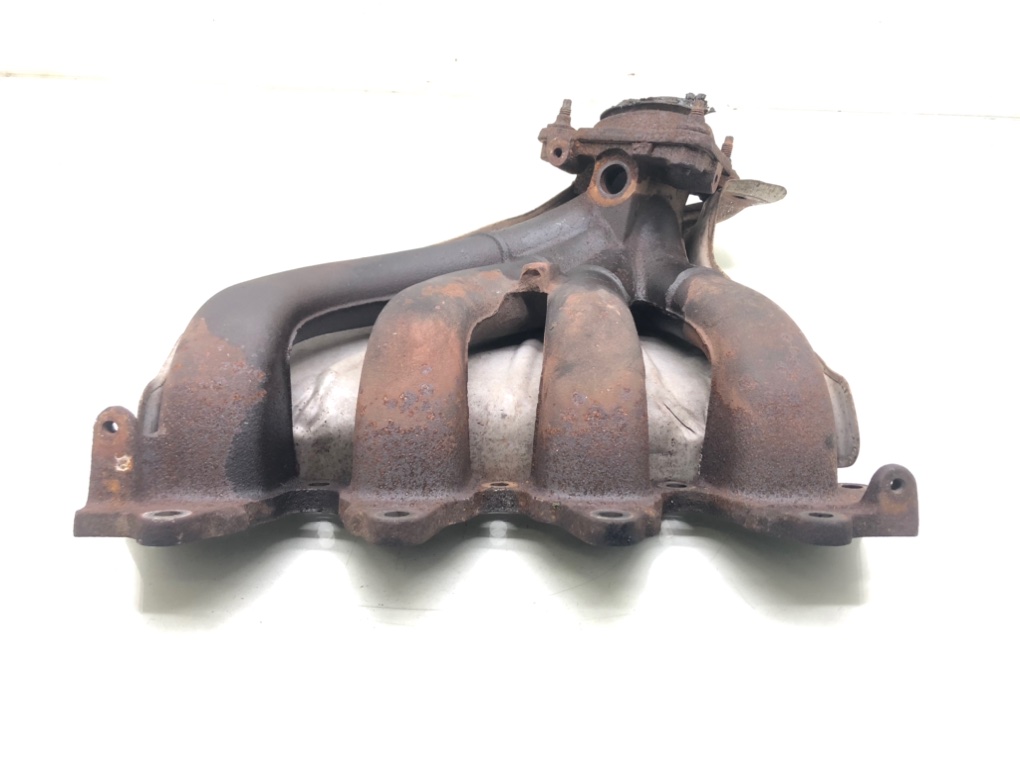 Коллектор выпускной бу для Renault Clio 3 1.4 i,  2005 г.