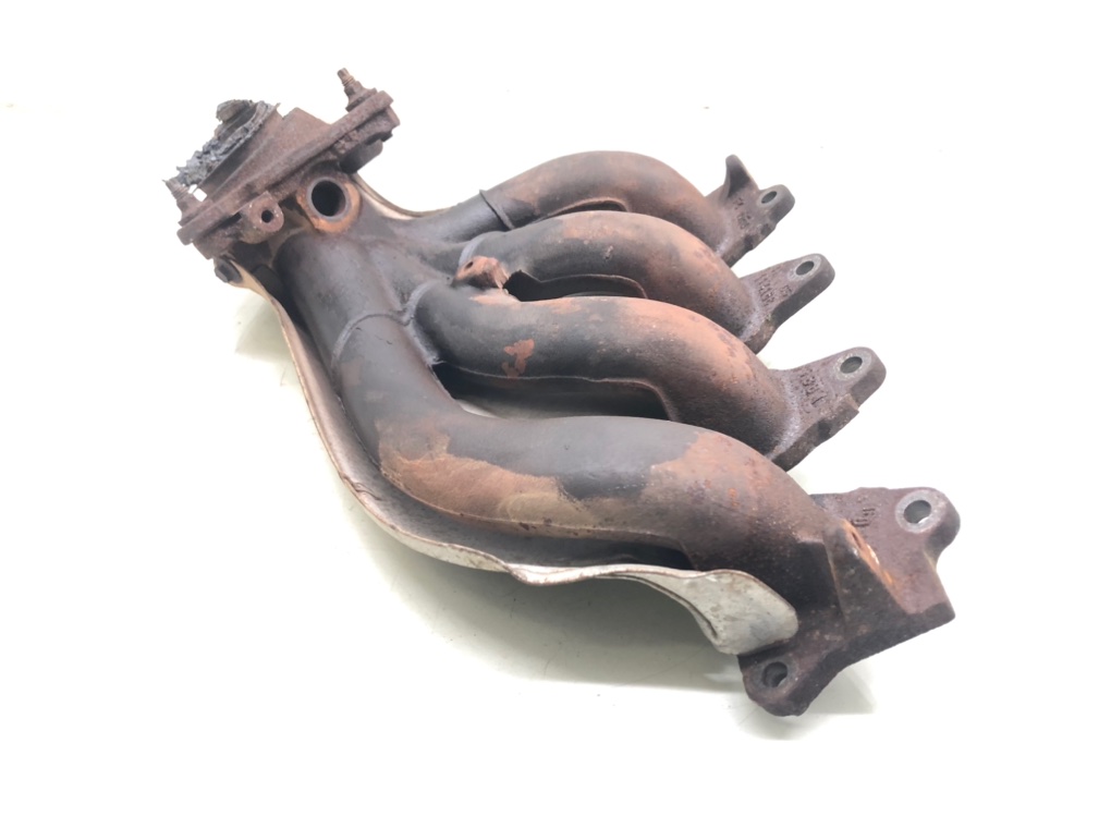 Коллектор выпускной бу для Renault Clio 3 1.4 i,  2005 г.