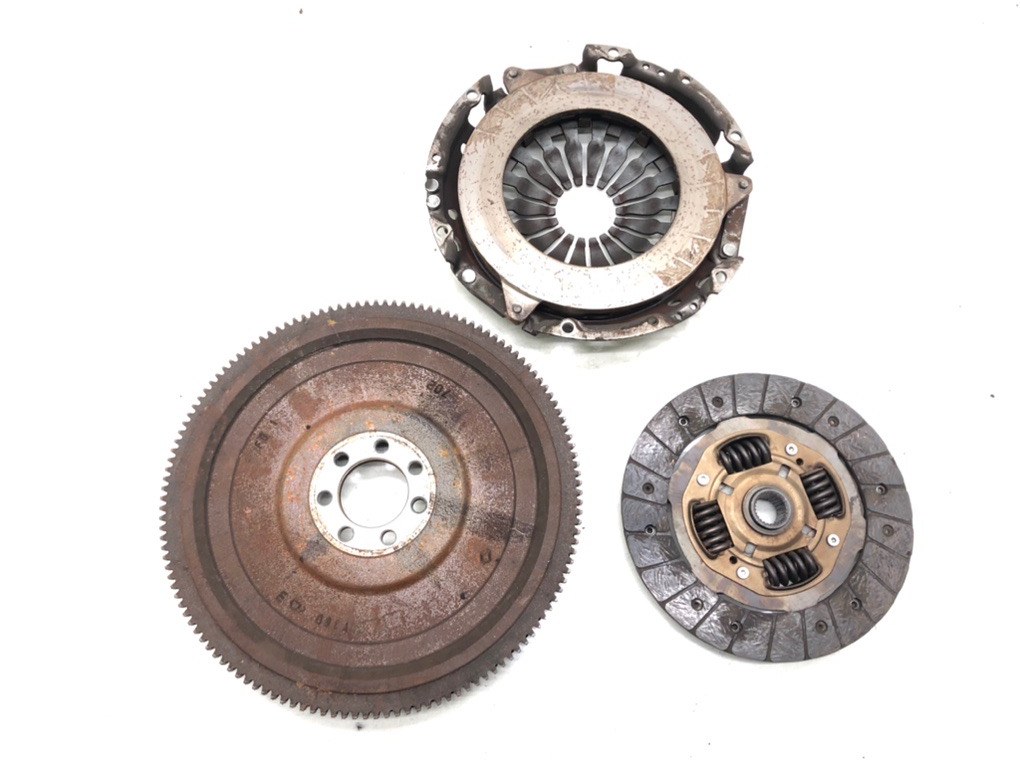 Комплект сцепления бу для Renault Clio 3 1.4 i,  2005 г.