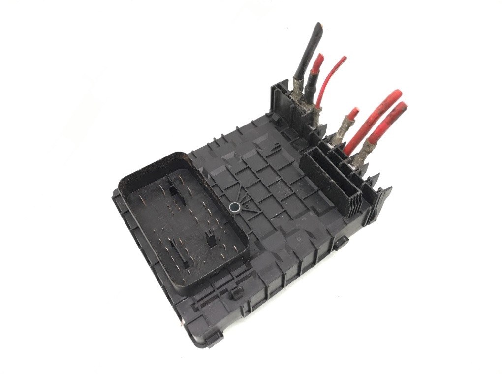 Блок предохранителей бу для Audi A3 8P 2.0 TDi,  2006 г.