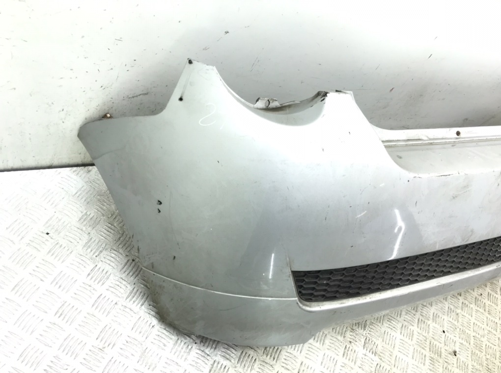 Бампер задний бу для Chevrolet Aveo 1.2 i, 2011 г. Бампер задний бу для Chevrolet Aveo 1.2 i, 2011 г.