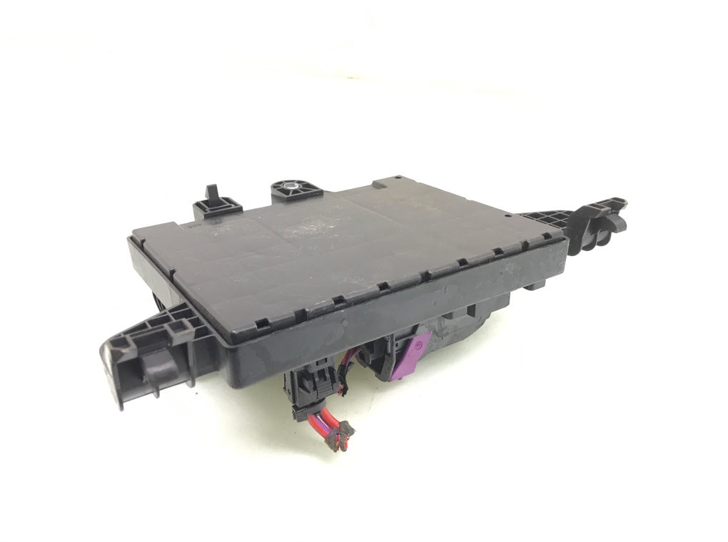 Блок предохранителей бу для Opel Astra J 1.7 CDTi,  2010 г.