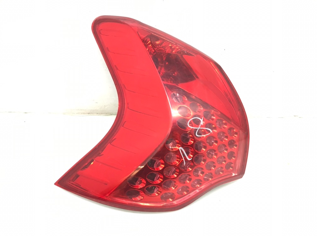 Фонарь задний левый бу для Peugeot 3008 2.0 HDi, 2010 г.