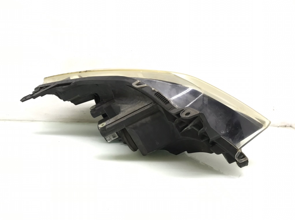 Фара левая бу для Opel Astra H 1.6 i,  2006 г.