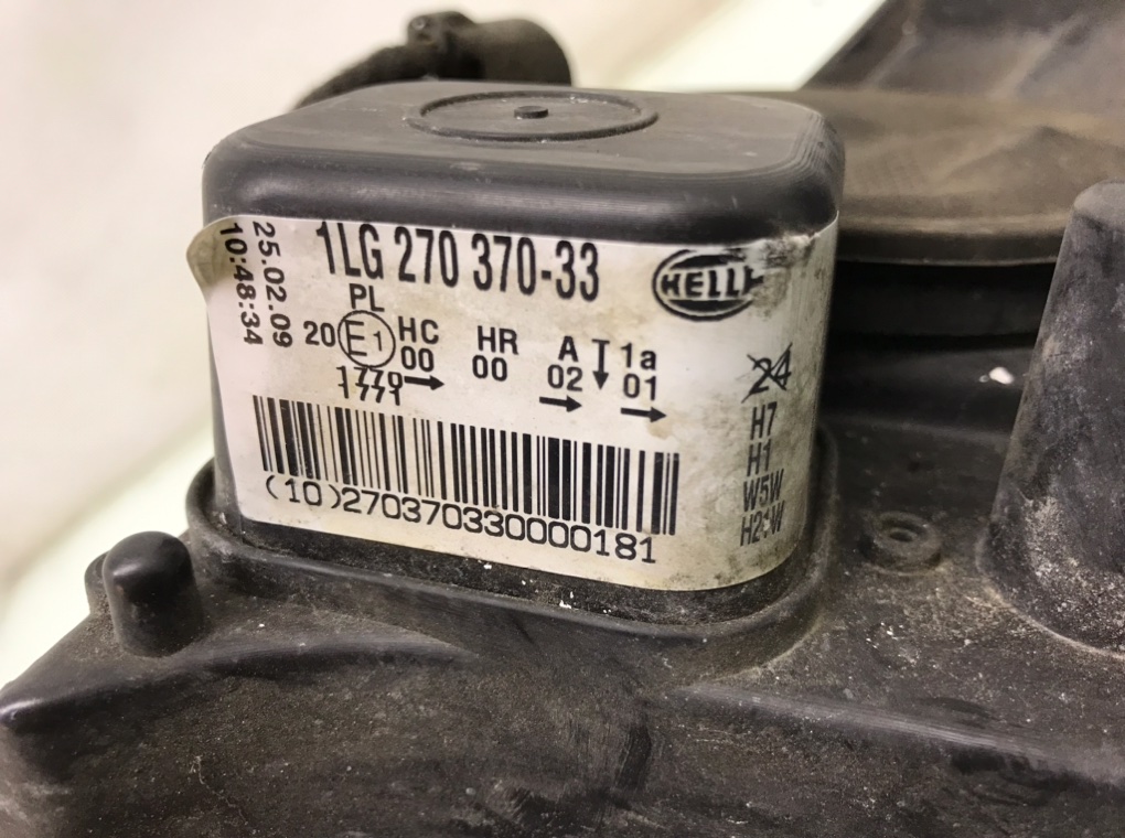 Фара левая бу для Opel Astra H 1.6 i,  2006 г.