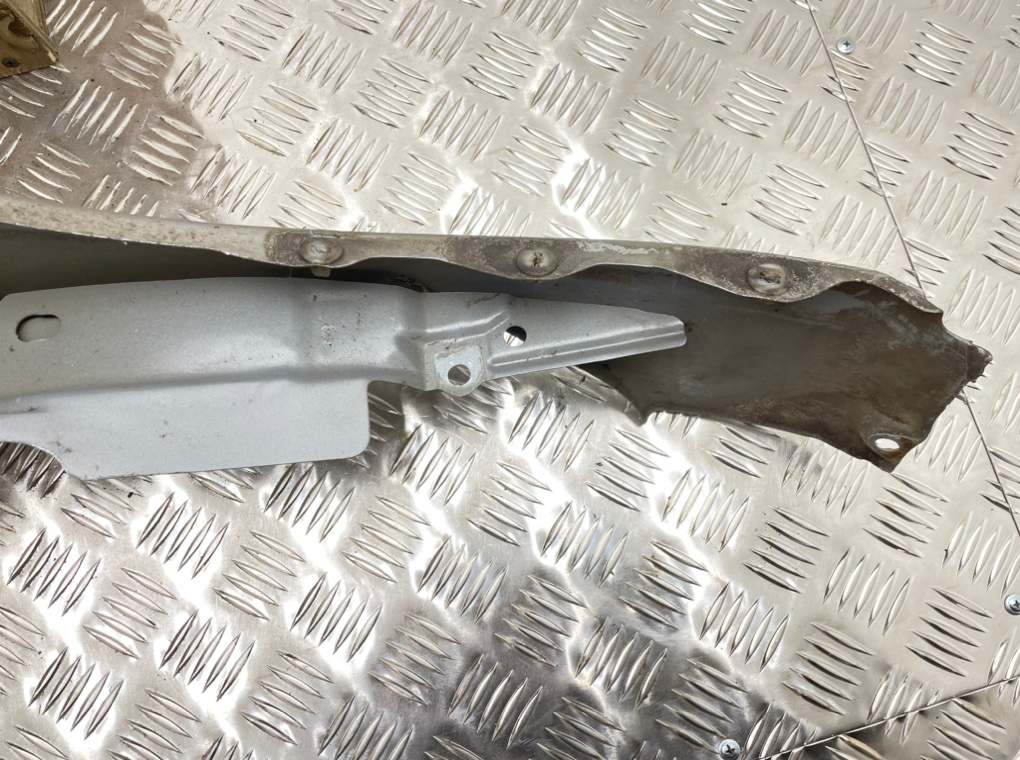 Крыло переднее левое бу для Nissan Micra K12 1.2 i,  2003 г.