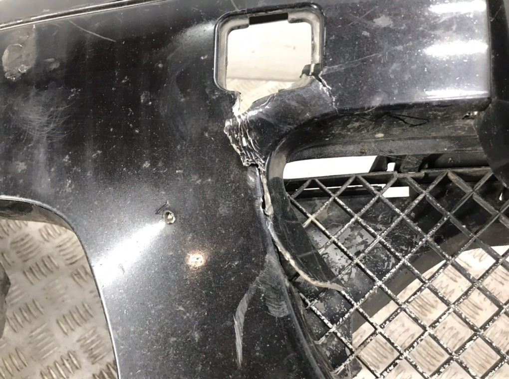 Бампер передний бу для BMW 3 E46 2.0 TD,  2004 г.