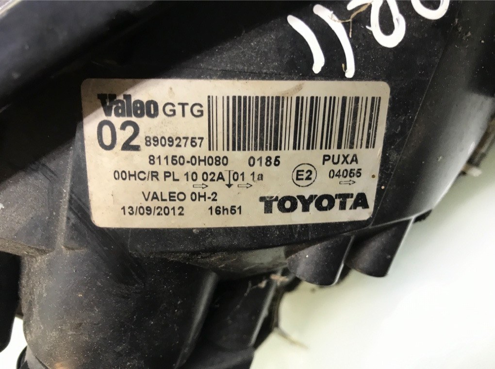 Фара левая бу для Toyota Aygo  1.0 i,  2012 г.