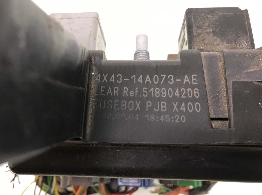 Блок предохранителей бу для Jaguar X-Type  3.0 i,  2004 г.