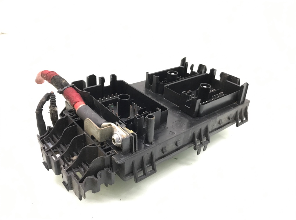 Блок предохранителей бу для Opel Astra J 1.3 CDTi,  2012 г.