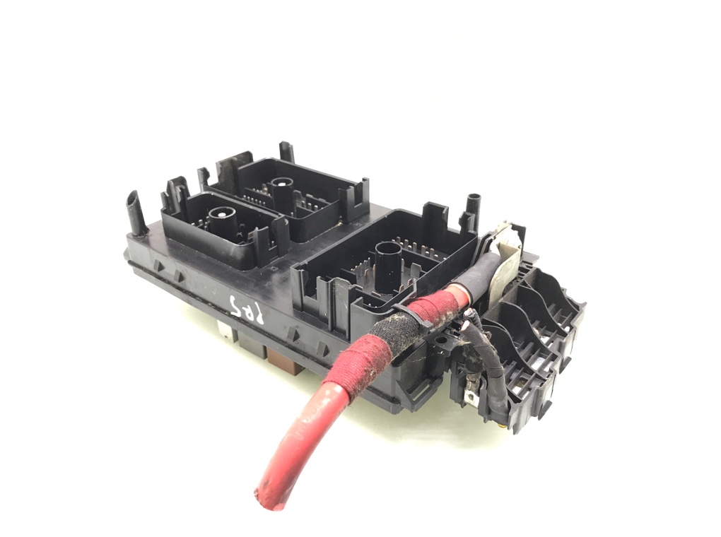 Блок предохранителей бу для Opel Astra J 1.3 CDTi,  2012 г.