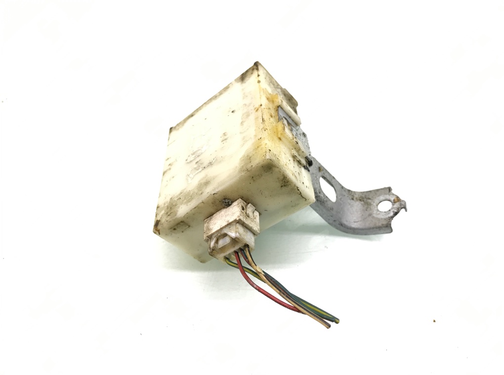 Блок управления центральным замком бу для Toyota Yaris P1 1.4 D-4D,  2004 г.