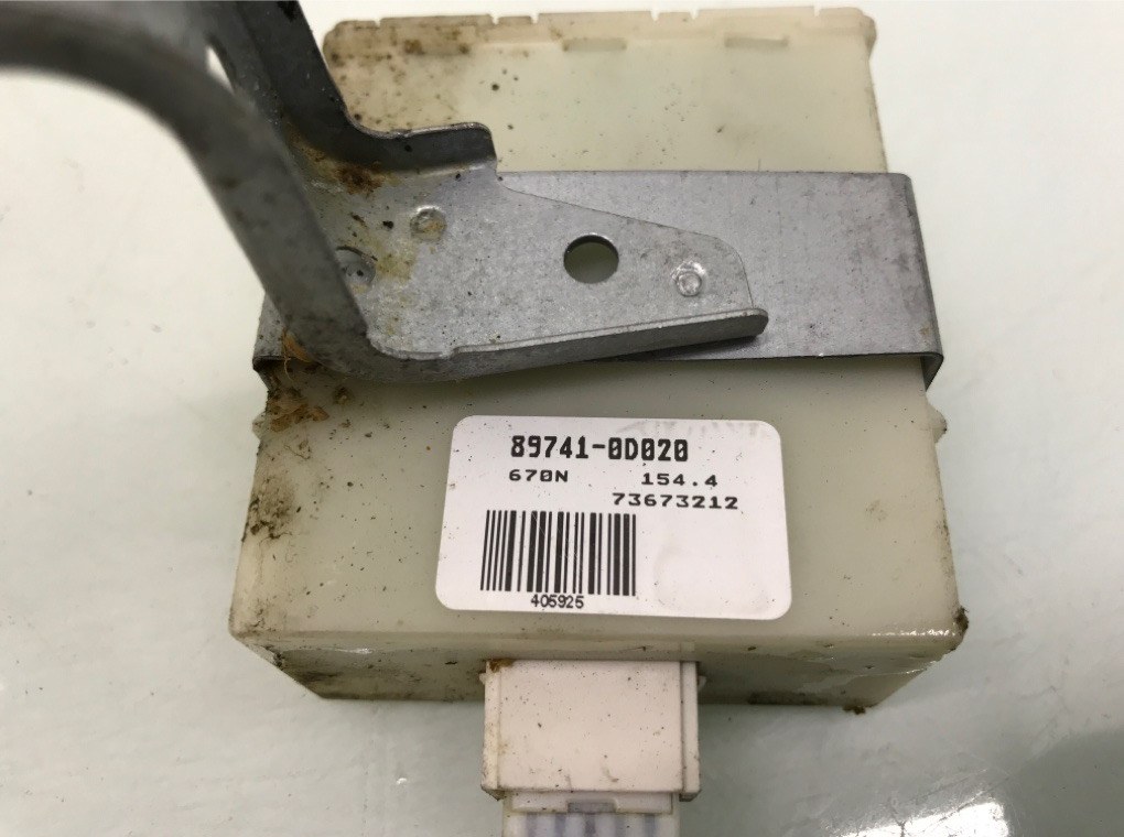 Блок управления центральным замком бу для Toyota Yaris P1 1.4 D-4D,  2004 г.