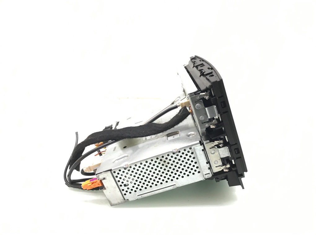 Магнитола бу для Peugeot Partner 2 1.6 HDi,  2017 г.