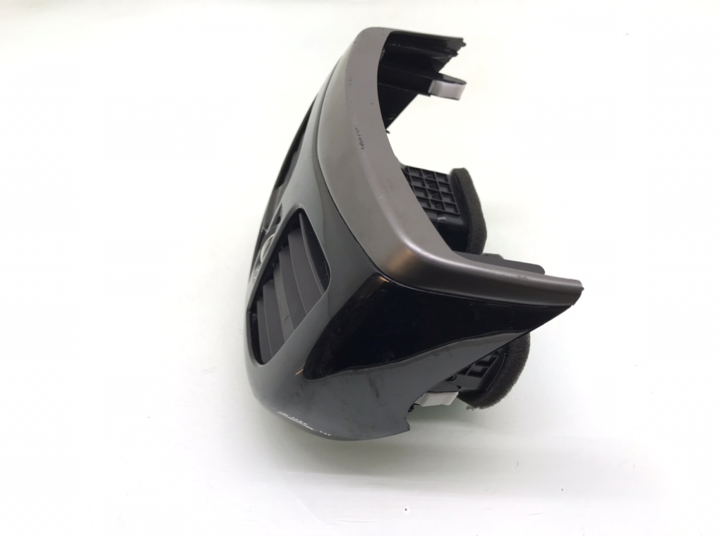 Дефлектор обдува салона бу для Hyundai i40 1.7 CRDi, 2016 г. Дефлектор обдува салона бу для Hyundai i40 1.7 CRDi, 2016 г.