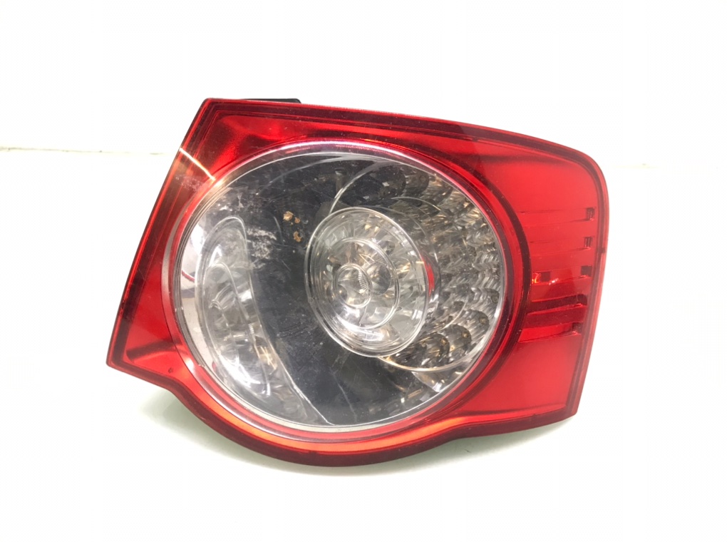 Фонарь задний правый бу для Volkswagen Jetta 1.9 TDi, 2008 г.