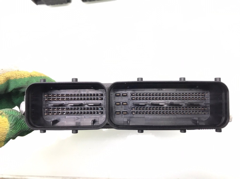 03G906016FF Блок управления двигателем Audi A3 8P 2005 , 0281011905