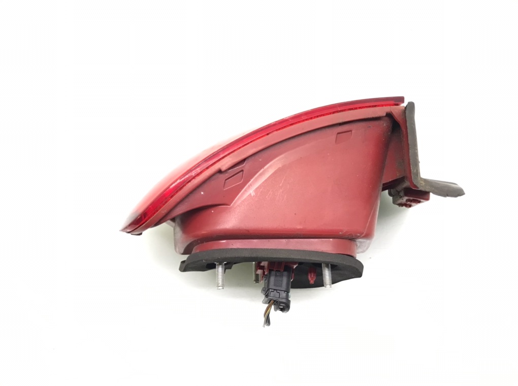 Фонарь задний правый бу для Volkswagen Passat B6 2.0 TDi,  2007 г.