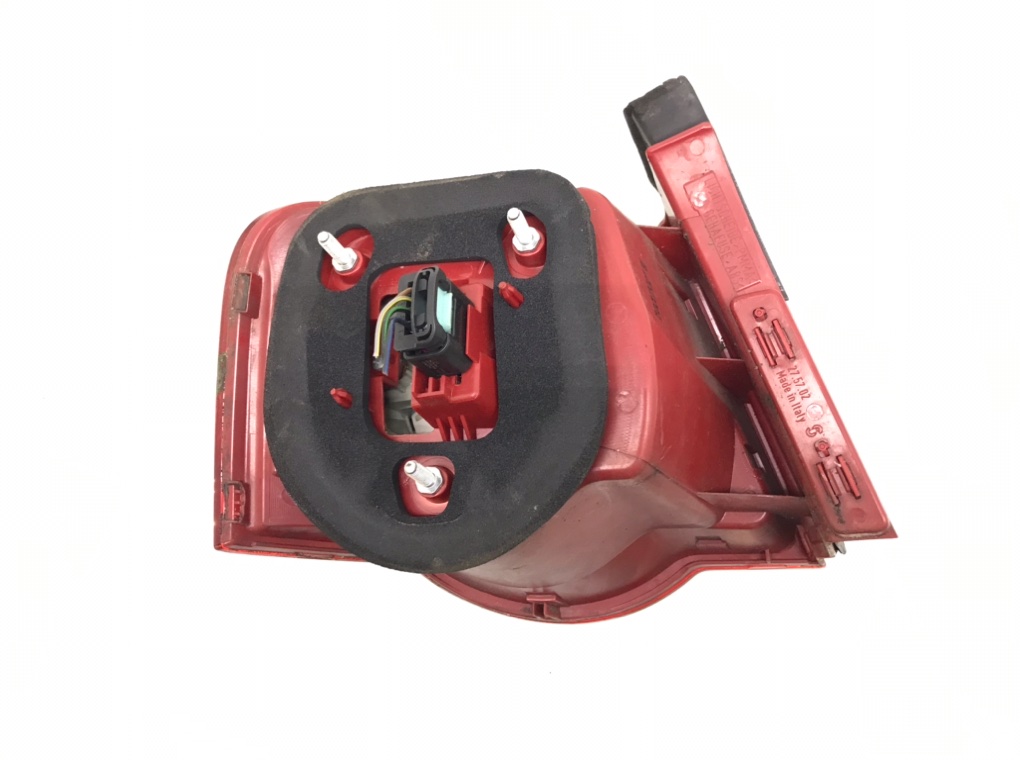 Фонарь задний правый бу для Volkswagen Passat B6 2.0 TDi,  2007 г.