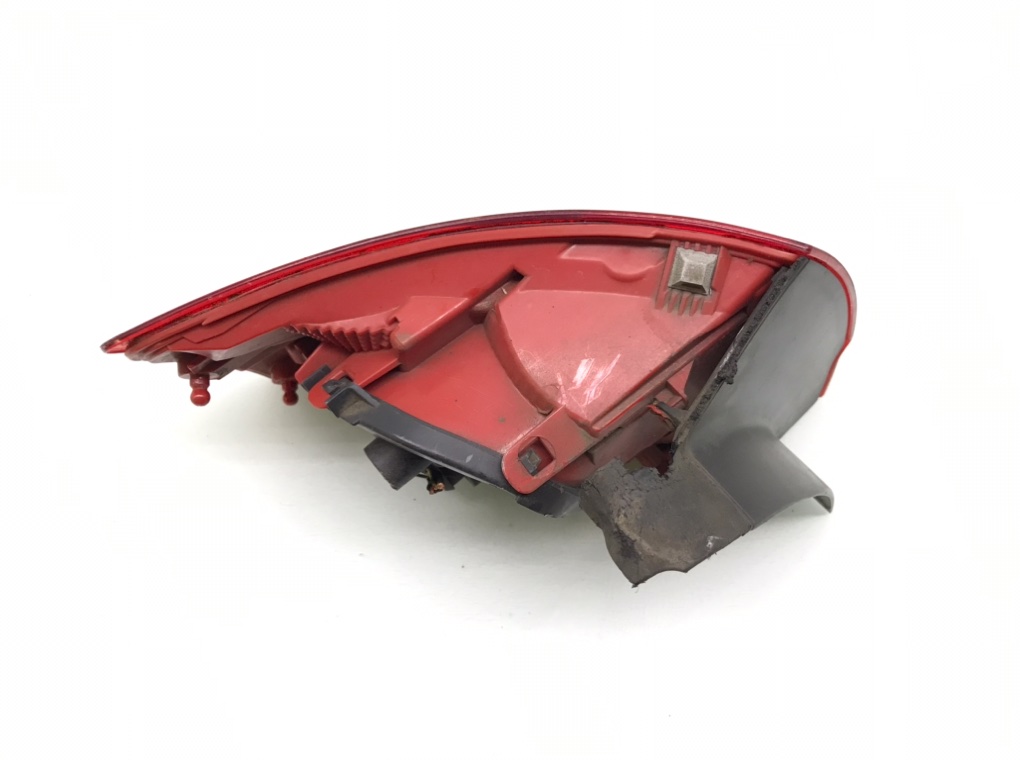 Фонарь задний правый бу для Seat Exeo  2.0 TDi,  2011 г.