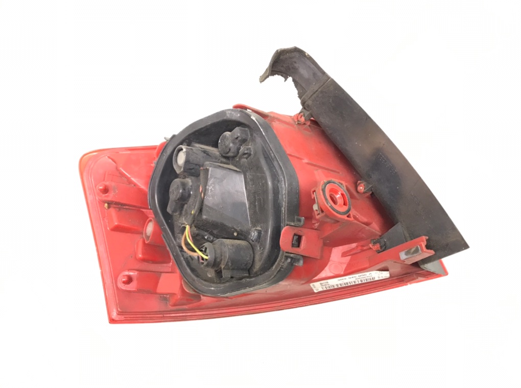 Фонарь задний правый бу для Seat Exeo  2.0 TDi,  2011 г.