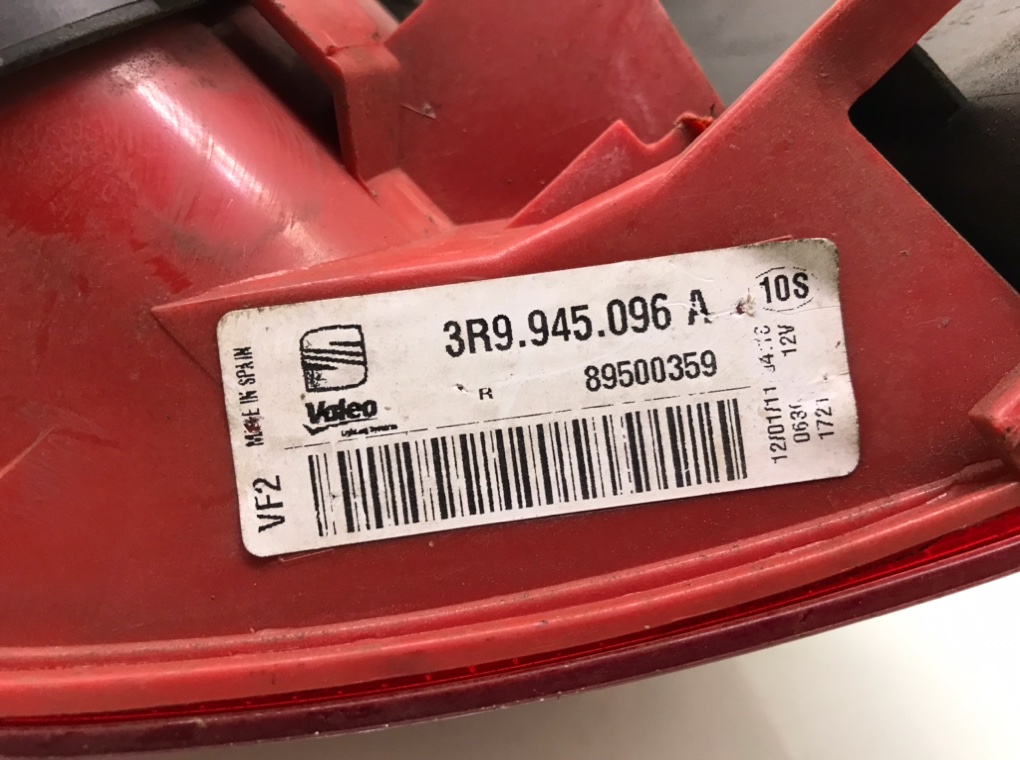 Фонарь задний правый бу для Seat Exeo  2.0 TDi,  2011 г.