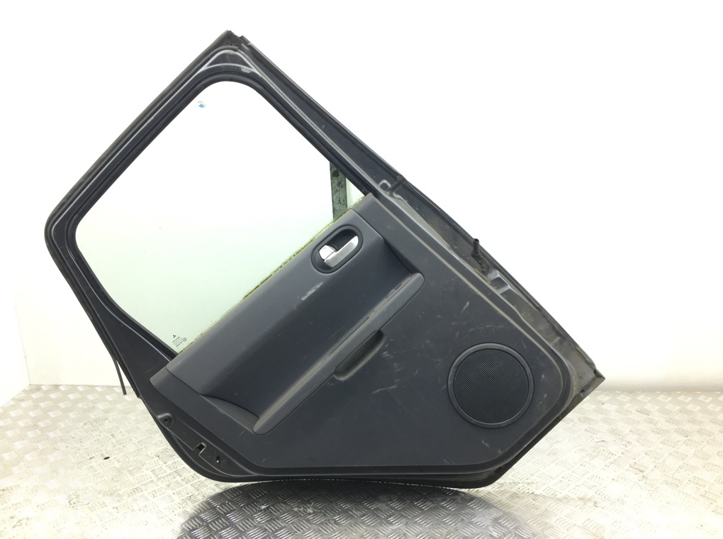 Дверь задняя левая бу для Mitsubishi Colt  1.5 DiD,  2006 г.