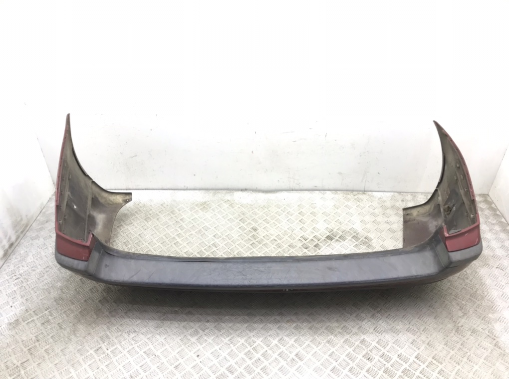 Бампер задний бу для Volvo V70 2.4 i, 2002 г. Бампер задний бу для Volvo V70 2.4 i, 2002 г.