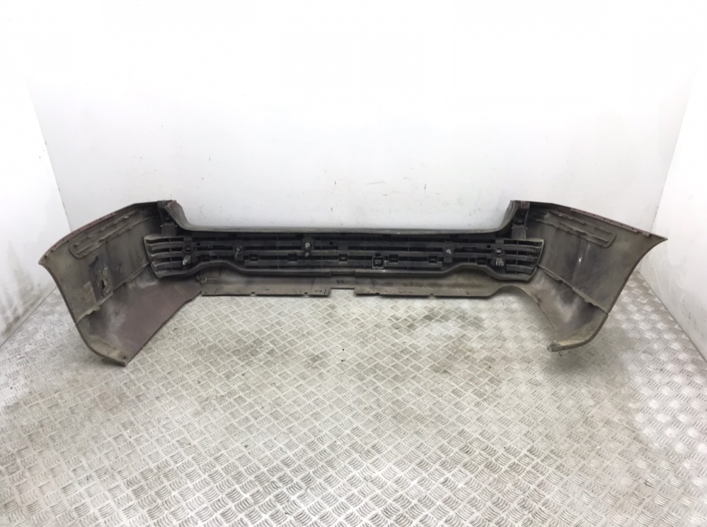 Бампер задний бу для Volvo V70 2.4 i, 2002 г. Бампер задний бу для Volvo V70 2.4 i, 2002 г.