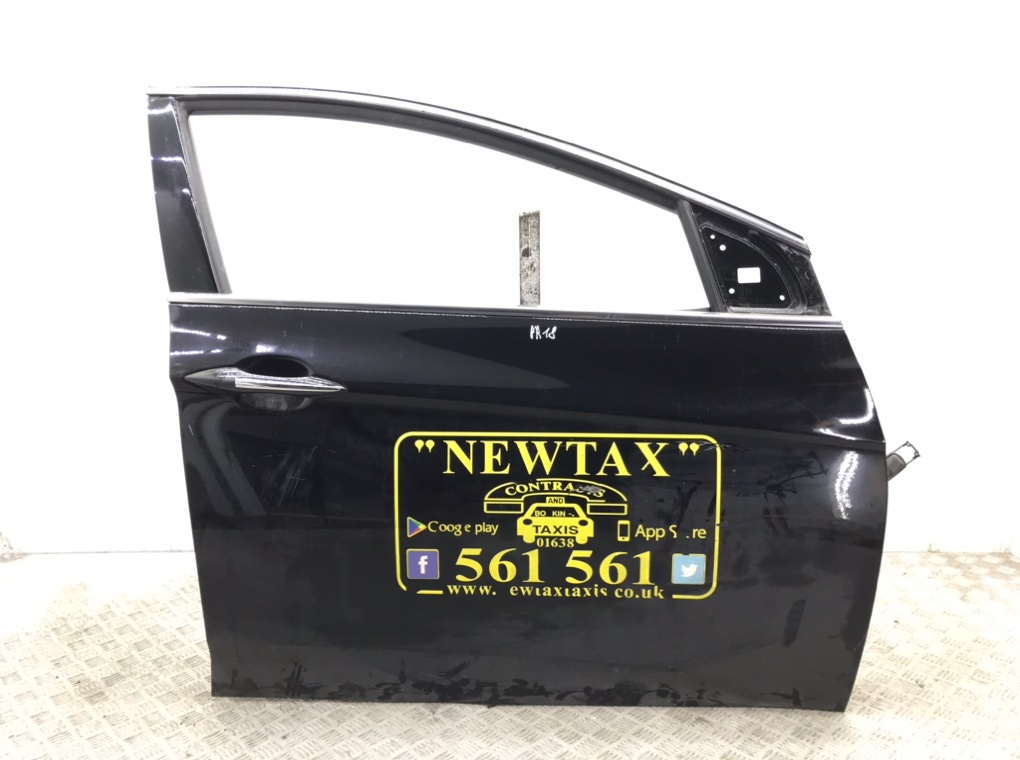 Дверь передняя правая бу для Hyundai i40 1.7 CRDi, 2016 г.