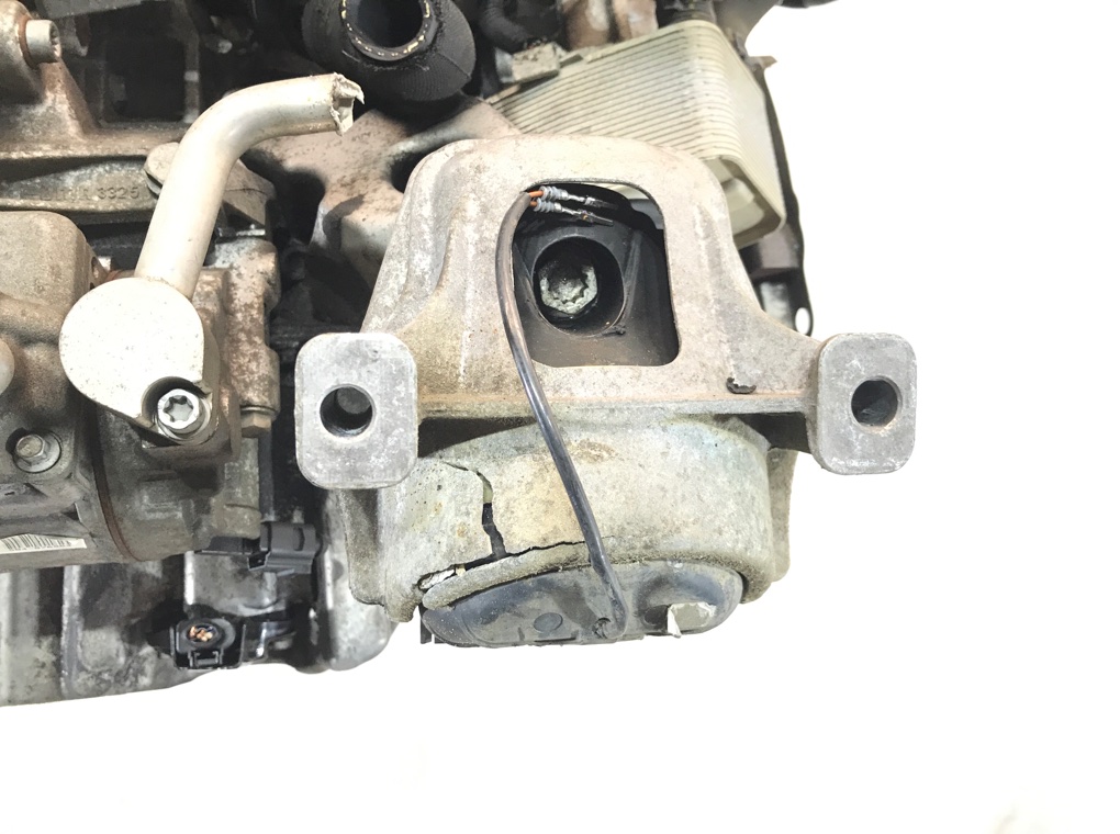 Двигатель (ДВС)  бу для Audi A4 B8 2.0 TDi,  2009 г.