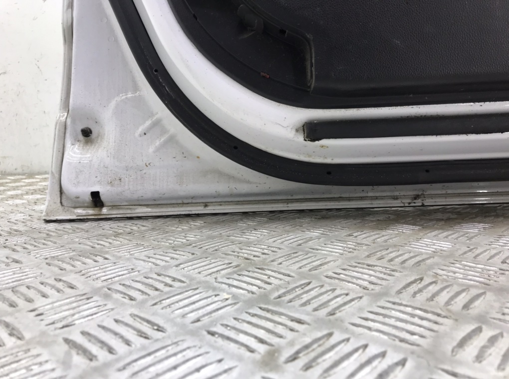 Дверь передняя левая бу для Opel Antara  2.2 CDTi,  2012 г.