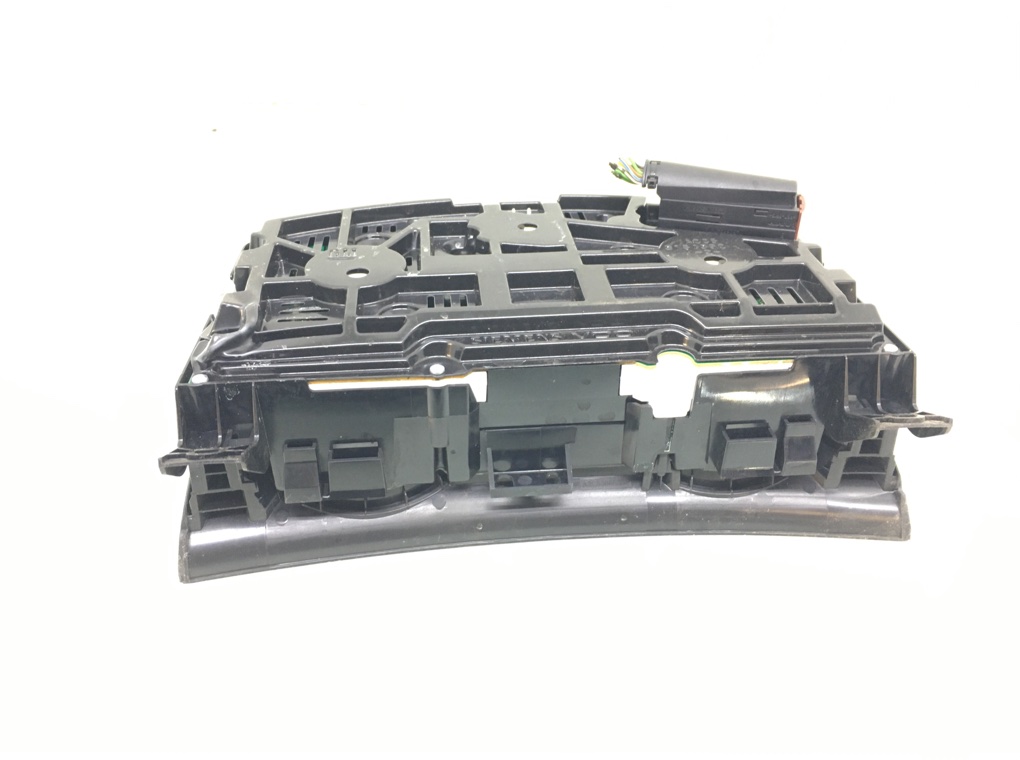 Щиток приборов (приборная панель) бу для Opel Zafira B 1.9 CDTi, 2007 г. Щиток приборов (приборная панель) бу для Opel Zafira B 1.9 CDTi, 2007 г.