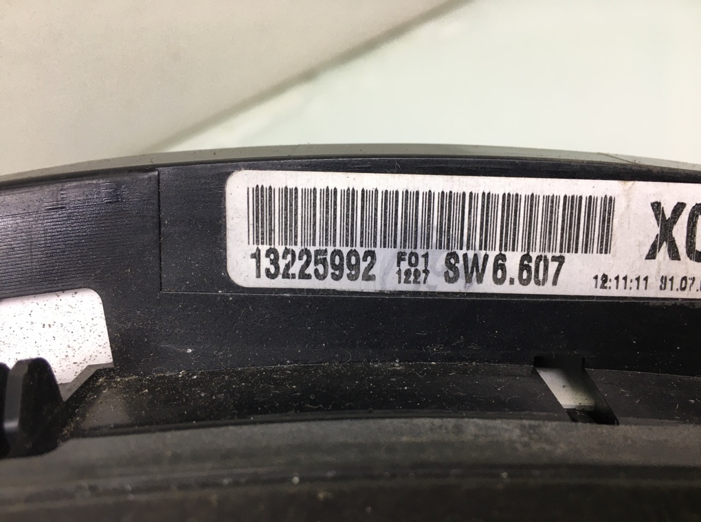 Щиток приборов (приборная панель) бу для Opel Zafira B 1.9 CDTi, 2007 г. Щиток приборов (приборная панель) бу для Opel Zafira B 1.9 CDTi, 2007 г.