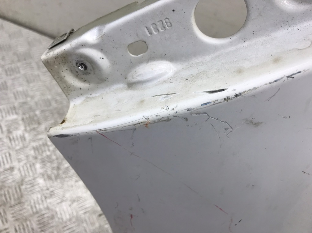 Крыло переднее левое бу для Opel Vivaro  2.0 CDTi,  2009 г.