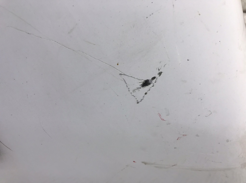 Крыло переднее левое бу для Opel Vivaro  2.0 CDTi,  2009 г.