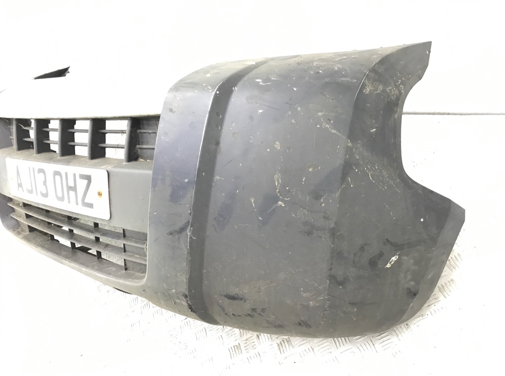 Бампер передний бу для Peugeot Bipper  1.3 HDi,  2013 г.