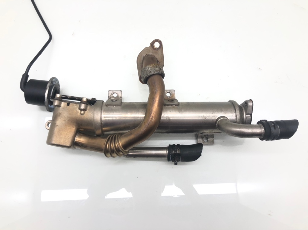 Радиатор EGR бу для Audi A4 B7 2.0 TDi,  2005 г.