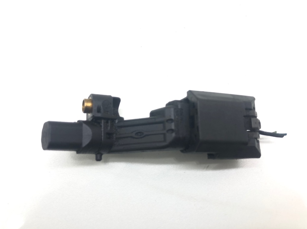 Датчик коленвала бу для Audi A4 B7 2.0 TDi,  2005 г.