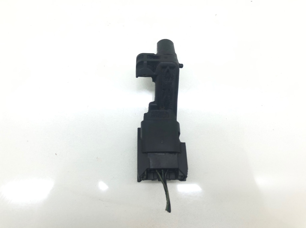 Датчик коленвала бу для Audi A4 B7 2.0 TDi,  2005 г.