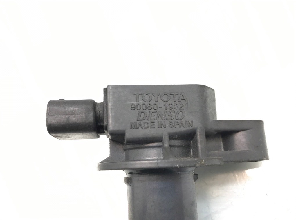 Катушка зажигания бу для Toyota Yaris P1 1.0 i,  2003 г.