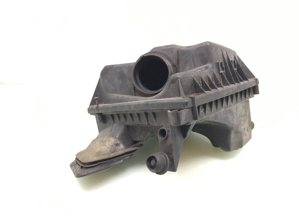 Корпус воздушного фильтра бу для Opel Astra J 1.3 CDTi, 2013 г. Корпус воздушного фильтра бу для Opel Astra J 1.3 CDTi, 2013 г.