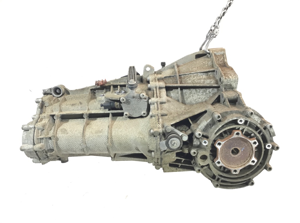 КПП механическая (МКПП) бу для Audi A4 B8 2.0 TDi,  2009 г.