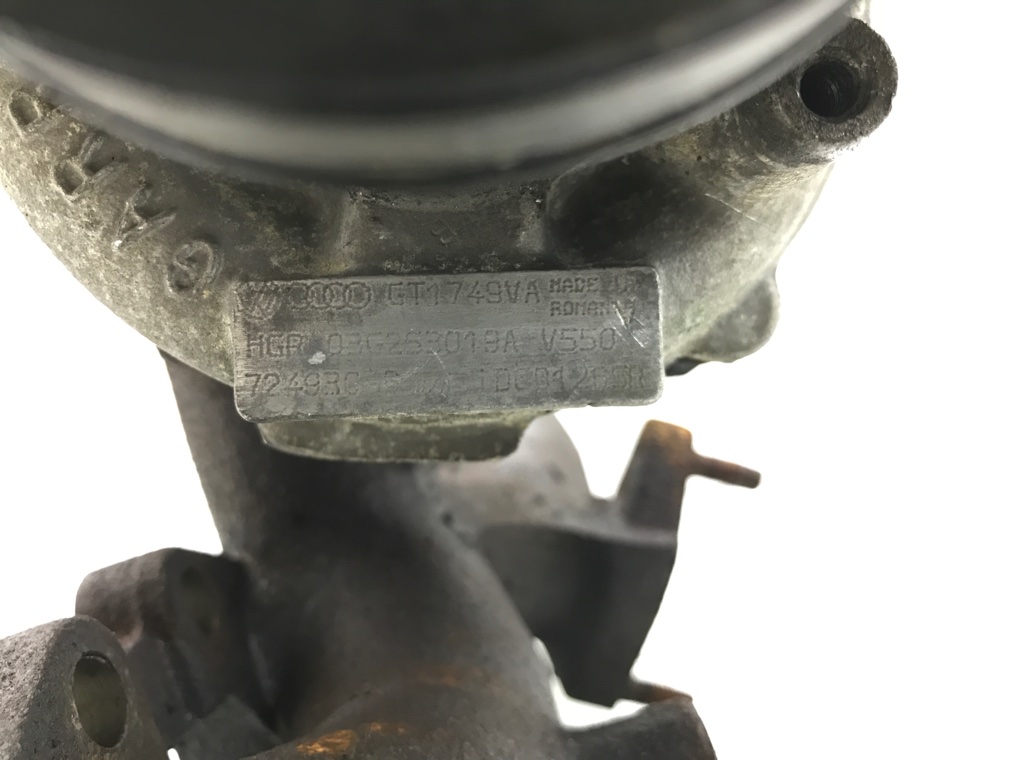 Турбина бу для Audi A3 8P 2.0 TDi,  2004 г.