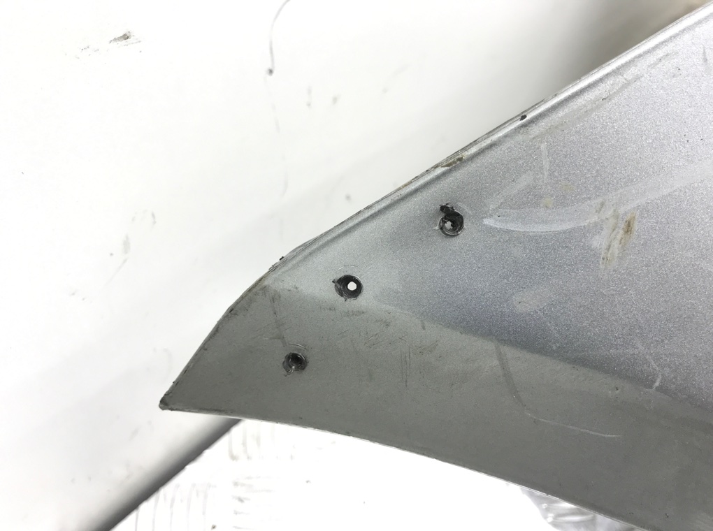 Бампер передний бу для Suzuki Swift  1.3 i,  2005 г.