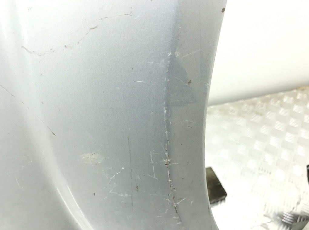 Крыло переднее правое бу для Ford Fiesta 5 1.4 i, 2007 г. Крыло переднее правое бу для Ford Fiesta 5 1.4 i, 2007 г.